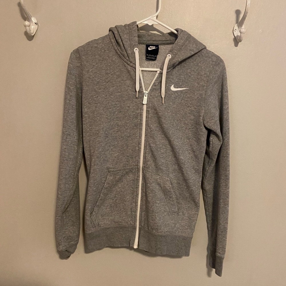 Women’s Nike zip up.